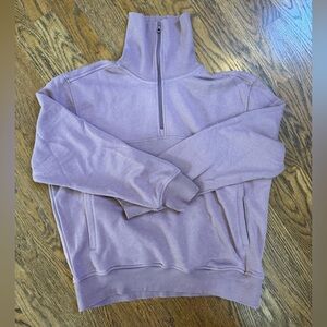 Zyia Sweatshirt with pockets